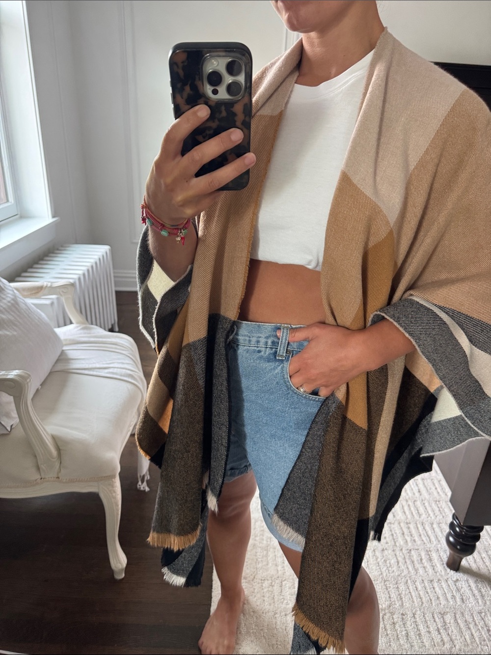 GAP Colorblock Open-Front Poncho in Tan, Black & Gray